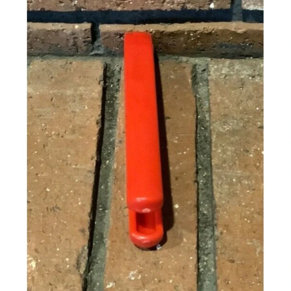 Nut‎ Cracker Red Plastic Shell Cracker 6.5